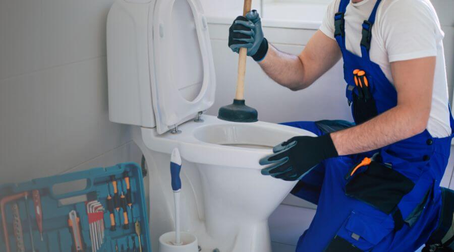 Local annual plumbing maintenance in New Canton, IL